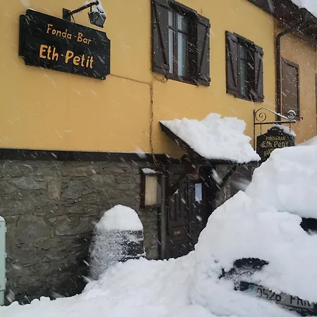 Fonda Eth Petit - Sólo Adultos Escunhau